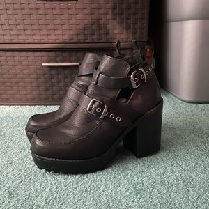 Torrid Oxford Chunky Booties